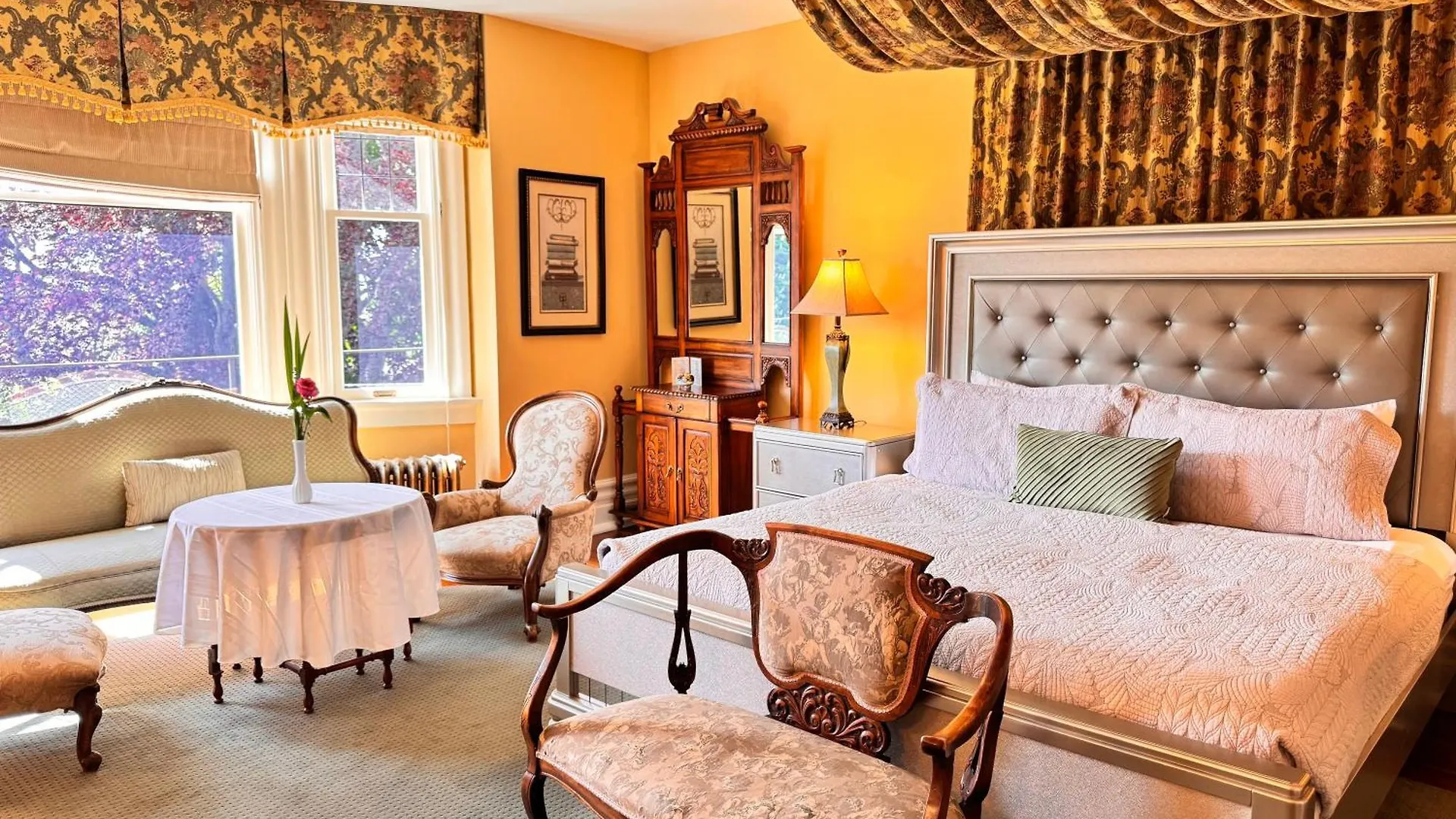 Prior Castle Inn Victoria 3*,