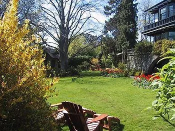 Prior Castle Inn Victoria