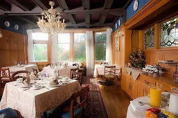 Prior Castle Inn Victoria 3*,